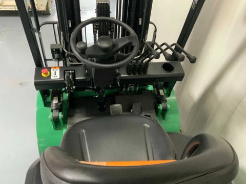 EP Vorkheftruck | Used Machinery Trading B.V. [8]