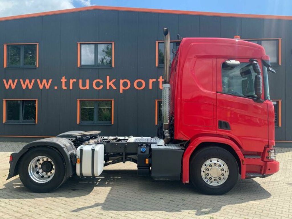 Scania  (2)