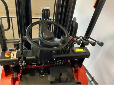 EP EFL-352 LI-ION | Used Machinery Trading B.V. [19]