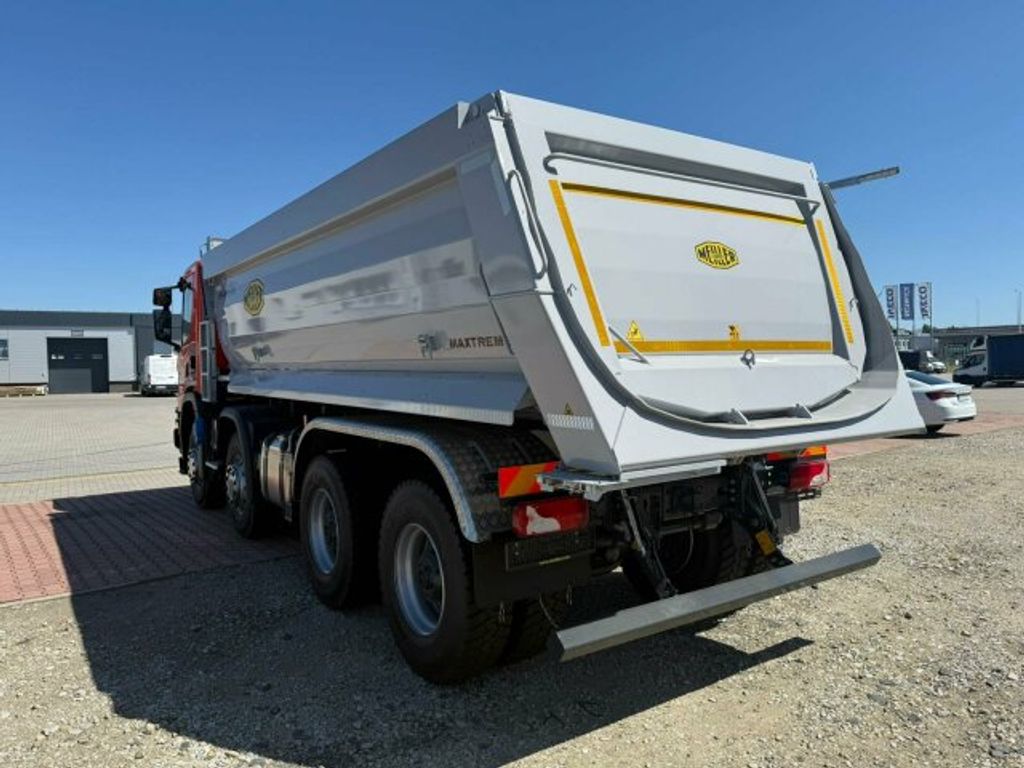 Scania  (8)