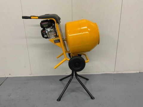 JCB Betonmixer | Used Machinery Trading B.V. [5]