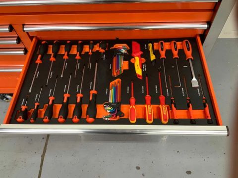 Daewoo Gereedschapswagen | Used Machinery Trading B.V. [11]
