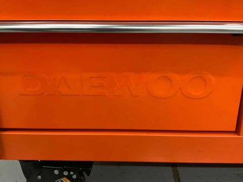 Daewoo Gereedschapswagen | Used Machinery Trading B.V. [16]