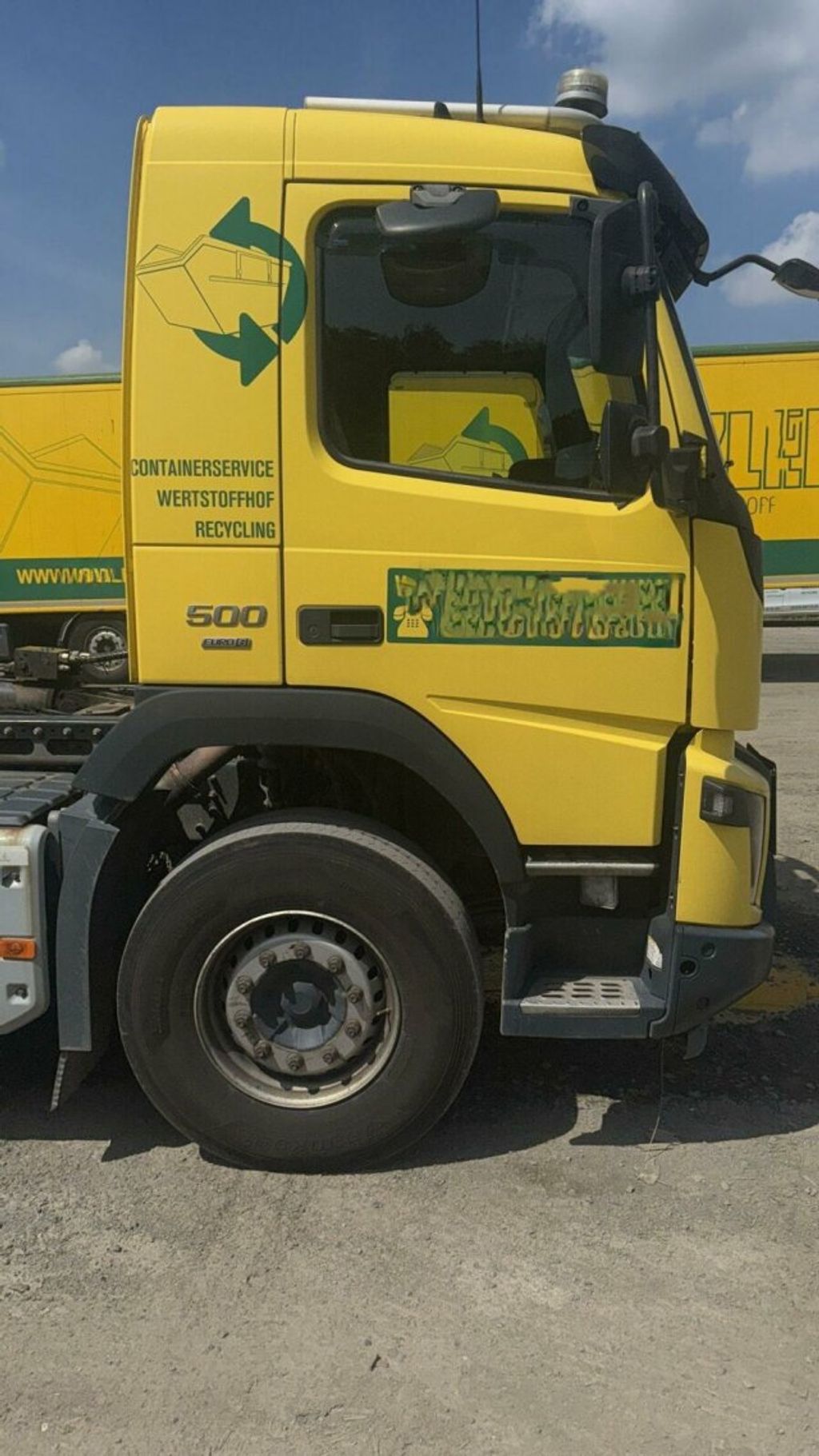 Volvo  (6)