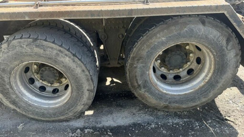 Volvo  (7)
