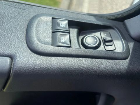 Renault 2.3DCI Paardenwagen/Veewagen Automaat Airco Navi Cruisecontrol 94300KM EURO 6 | Van Nierop BV [19]