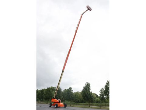 JLG
1350 SJP ULTRABOOM | 43.3 METER | 1 OWNER | Hulleman Trucks [8]