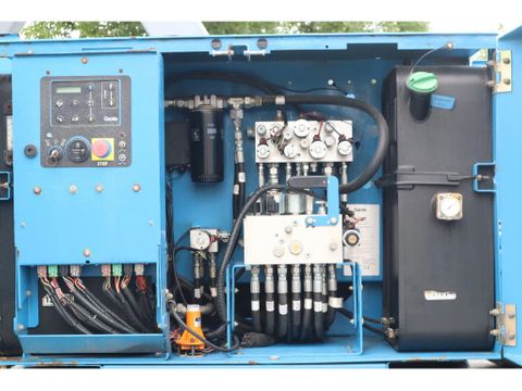 Genie
GS-3369 RT | 12 METER | ROUGH TERRAIN | Hulleman Trucks [15]