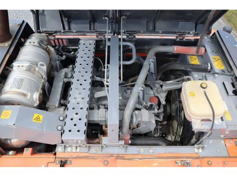 Hitachi
ZX350LC-6 | 90% UNDERCARRIAGE | BUCKET | HAMMERLINES | Hulleman Trucks [16]