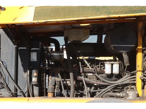 JCB
426 B | 35 KM/H | ONLY 9800 HOURS | FIRST OWNER | DUTCH MACHINE | Hulleman Trucks [14]