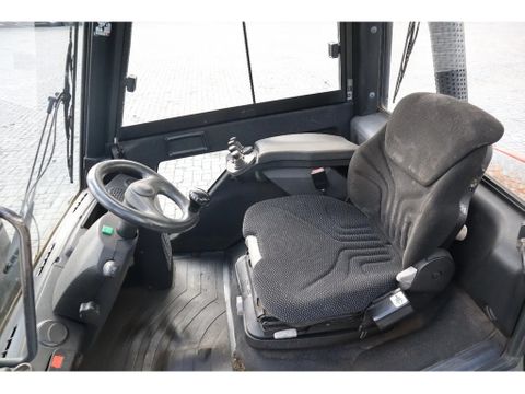 Linde
H35D | SIDESHIFT + SPREADER | FREELIFT | 4.7 M | Hulleman Trucks [12]