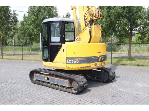 Maeda
LC755-3 | 17.5 M LIFT HEIGHT | CRAWLER | UNIC | Hulleman Trucks [11]