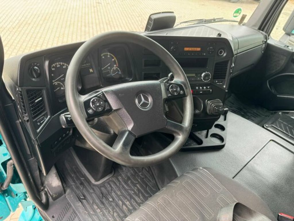 Mercedes-Benz  (7)