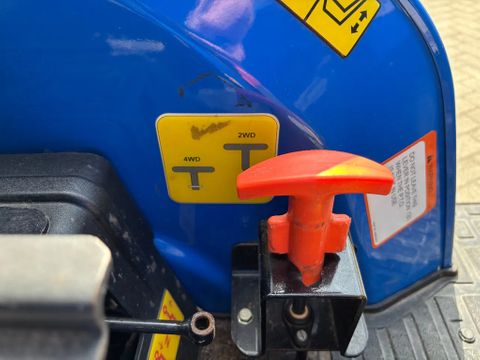 Solis Mini Tractor 26MY18 4WD Gazonbanden Voorlader + Cirkelmaaier 200 UUR | Van Nierop BV [13]