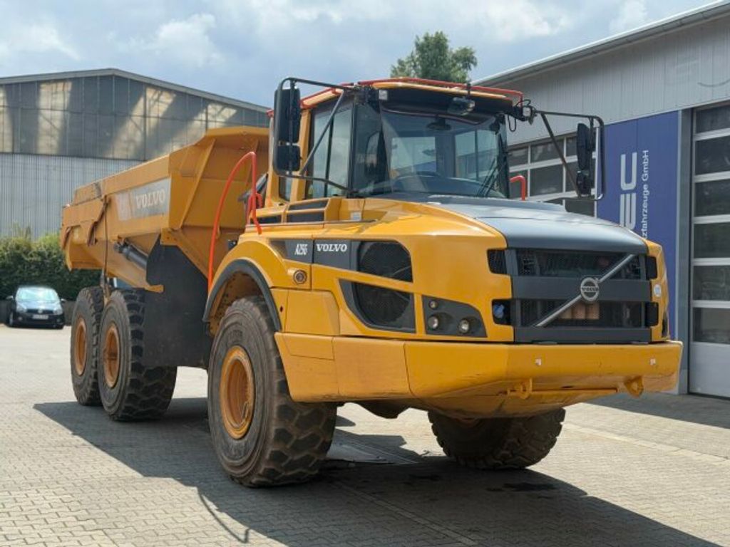 Volvo  (1)