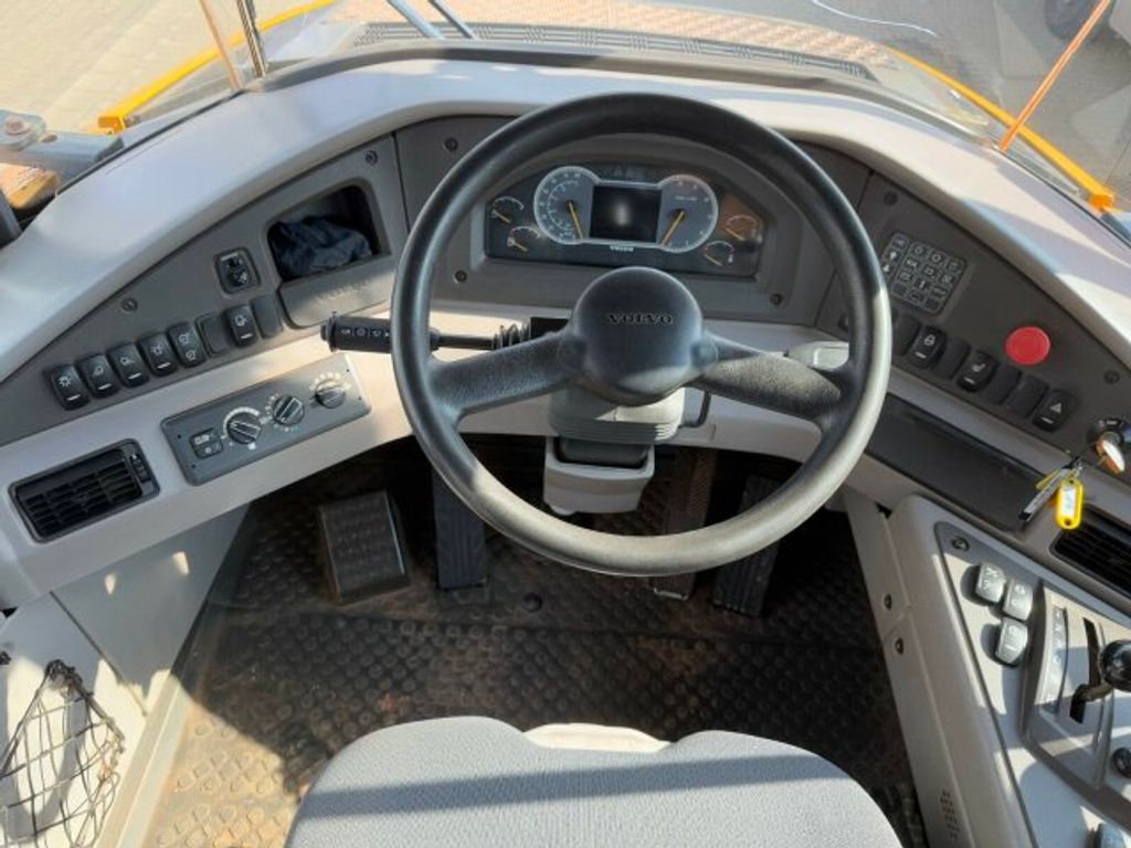 Volvo  (14)