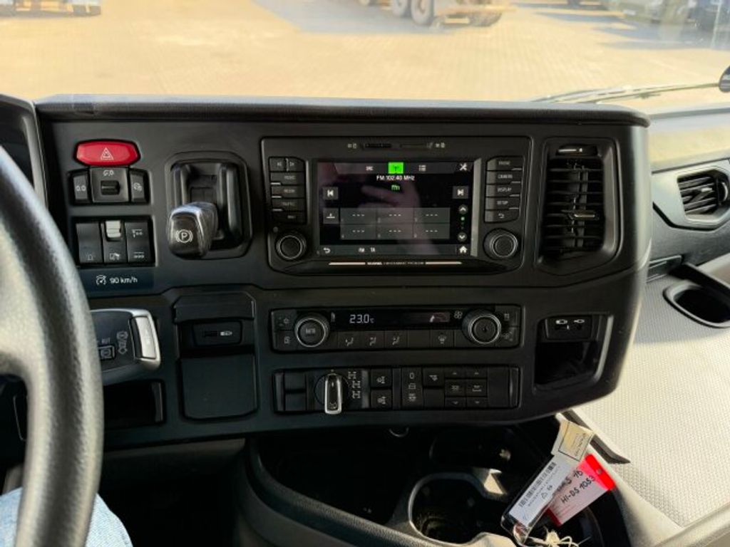 Scania  (11)