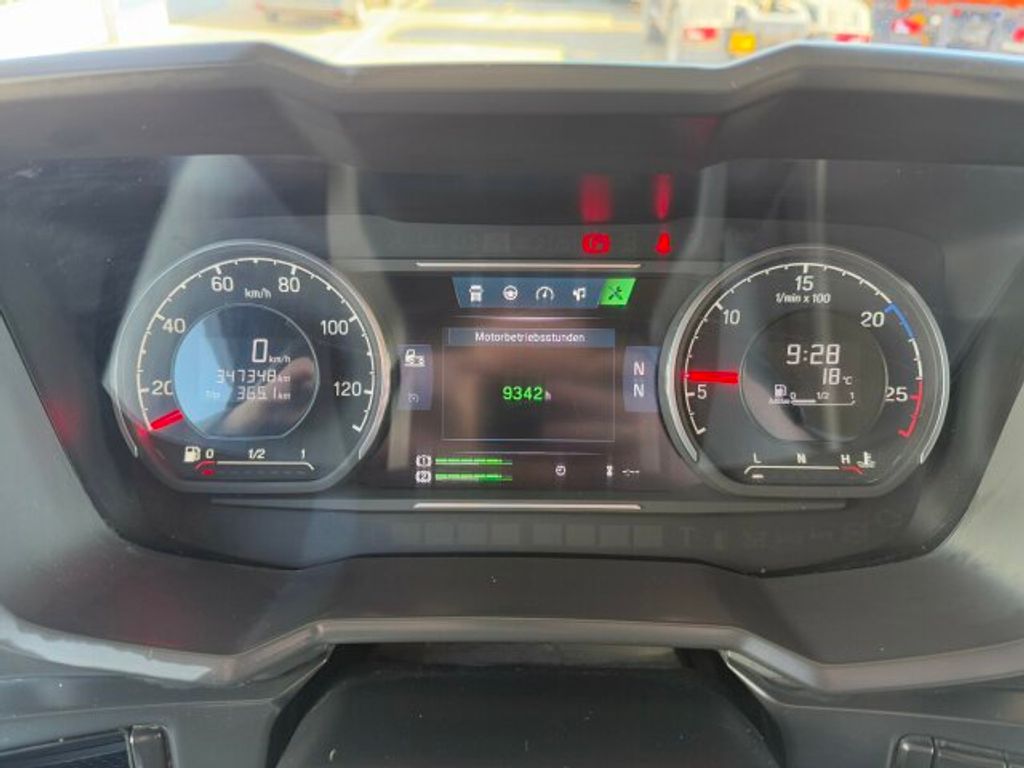 Scania  (10)
