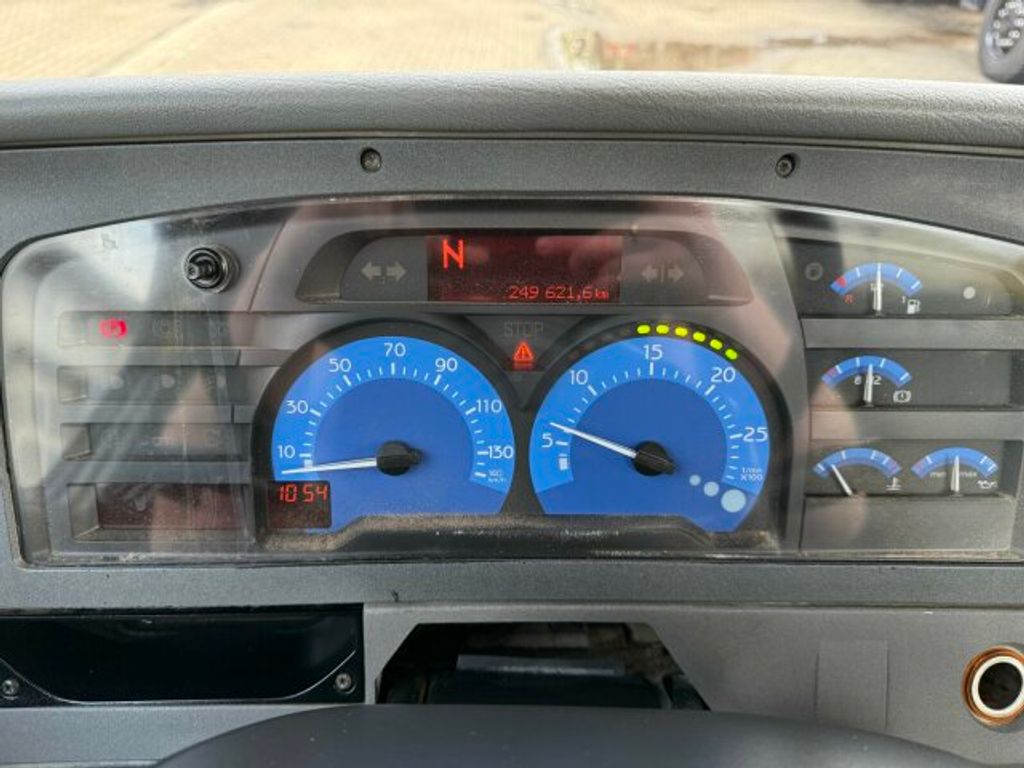 Renault  (9)