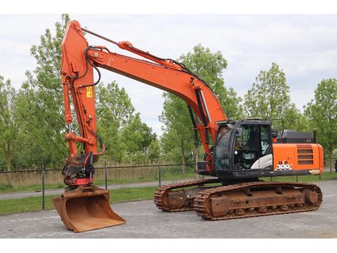 Hitachi
ZX300 LC-6 | ROTOTILT | BUCKET | GPS | Hulleman Trucks [2]