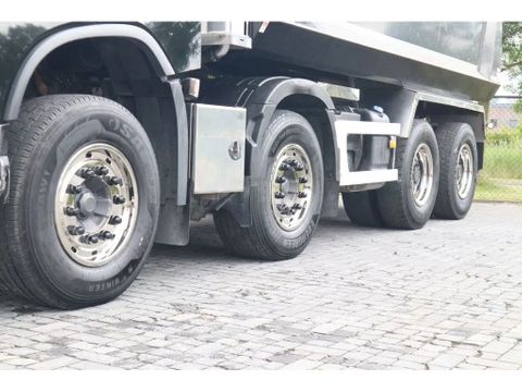 Volvo
8X4 TIPPER EURO 6 BIG AXLES RETARDER VDS | Hulleman Trucks [11]