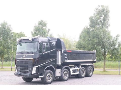 Volvo
8X4 TIPPER EURO 6 BIG AXLES RETARDER VDS | Hulleman Trucks [2]
