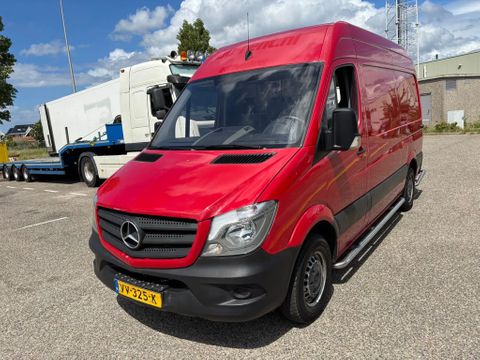 Mercedes-Benz 210CDI L2H2 270 Graden Deuren 164000KM | Van Nierop BV [1]