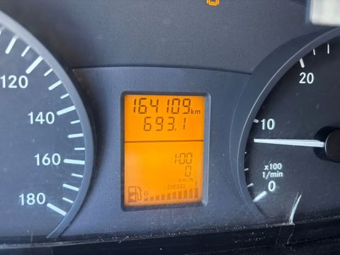 Mercedes-Benz 210CDI L2H2 270 Graden Deuren 164000KM | Van Nierop BV [9]