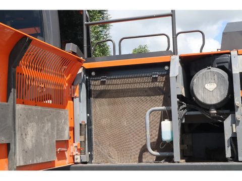 Hitachi
ZX350LC-6 | GOOD UNDERCARRIAGE | BUCKET | HAMMERLINES | Hulleman Trucks [12]