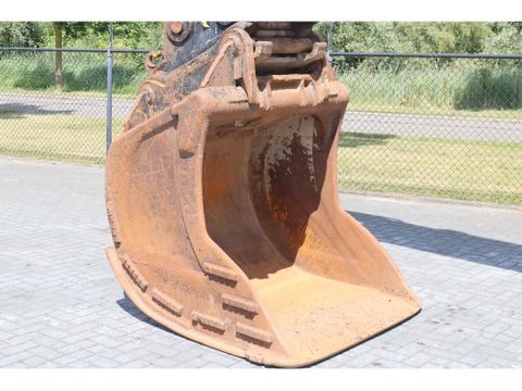 Hitachi
ZX350LC-6 | GOOD UNDERCARRIAGE | BUCKET | HAMMERLINES | Hulleman Trucks [8]