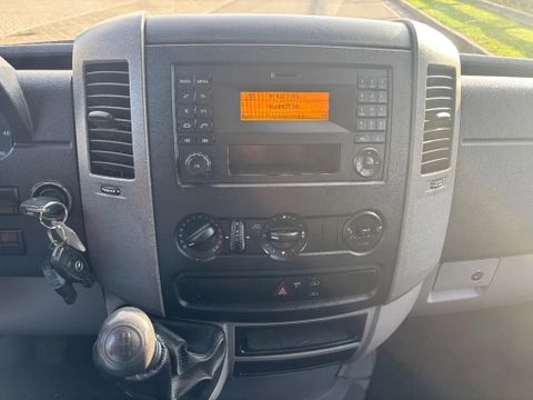Mercedes-Benz 210CDI L2H2 270 Graden Deuren 161700KM | Van Nierop BV [13]