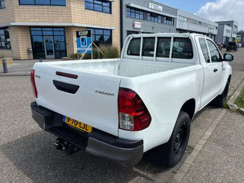 Toyota 2.4 D-4D Comfort 4x4 1.5Cab NIEUW 3500KG Trekhaak Airco Cruisecontrol BPM VRIJ | Van Nierop BV [3]