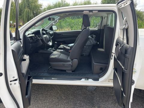 Toyota 2.4 D-4D Comfort 4x4 1.5Cab NIEUW 3500KG Trekhaak Airco Cruisecontrol BPM VRIJ | Van Nierop BV [6]