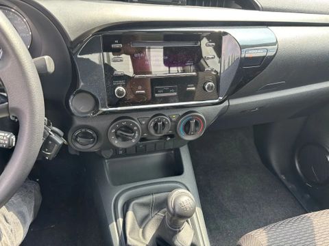 Toyota 2.4 D-4D Comfort 4x4 1.5Cab NIEUW 3500KG Trekhaak Airco Cruisecontrol BPM VRIJ | Van Nierop BV [7]