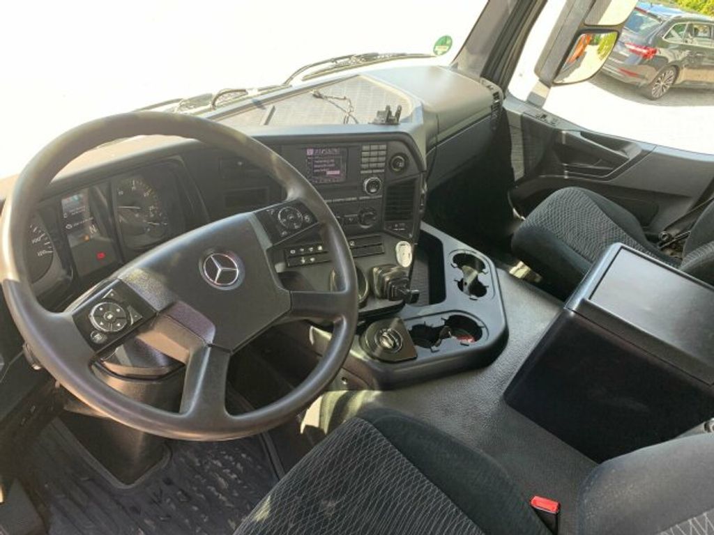 Mercedes-Benz  (15)
