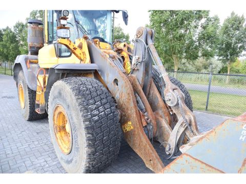 Volvo
L120H | CDC | BBS | WEIGHT SYSTEM | QUICK COUPLER | BUCKET | Hulleman Trucks [10]