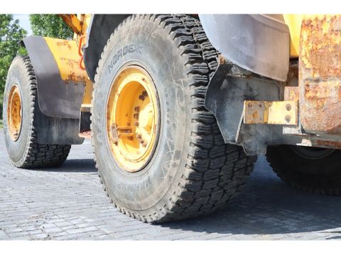 Volvo
L120H | CDC | BBS | WEIGHT SYSTEM | QUICK COUPLER | BUCKET | Hulleman Trucks [11]