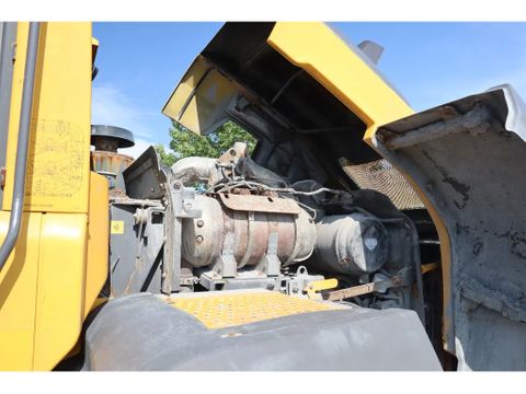 Volvo
L120H | CDC | BBS | WEIGHT SYSTEM | QUICK COUPLER | BUCKET | Hulleman Trucks [13]