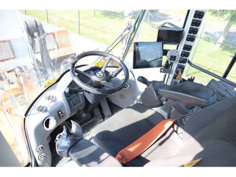 Volvo
L120H | CDC | BBS | WEIGHT SYSTEM | QUICK COUPLER | BUCKET | Hulleman Trucks [14]