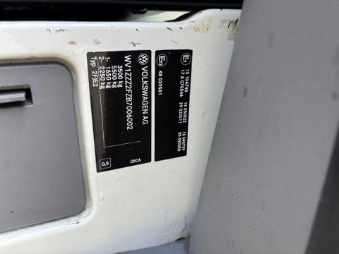 Volkswagen 2.5TDI Oprijwagen/Autotransport Airco Cruisecontrol Trekaak Luchtvering 5 Cilinder | Van Nierop BV [11]