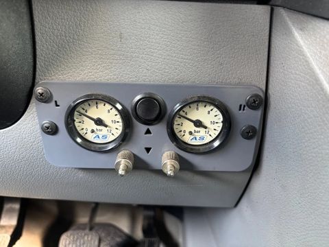 Volkswagen 2.5TDI Oprijwagen/Autotransport Airco Cruisecontrol Trekaak Luchtvering 5 Cilinder | Van Nierop BV [17]
