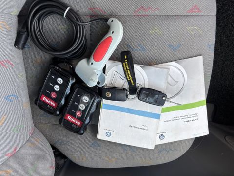 Volkswagen 2.5TDI Oprijwagen/Autotransport Airco Cruisecontrol Trekaak Luchtvering 5 Cilinder | Van Nierop BV [19]