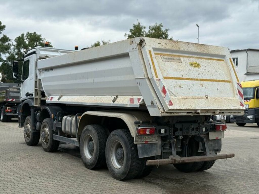 Mercedes-Benz  (9)