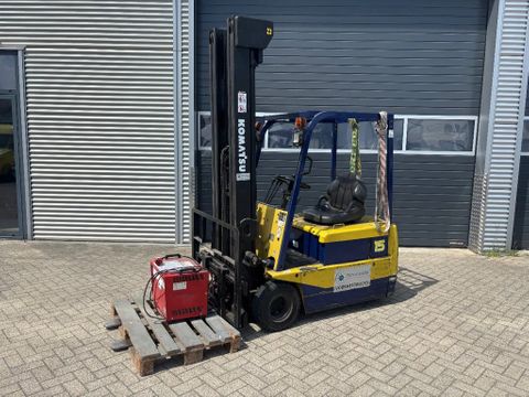 Komatsu Vorkheftruck Triple Mast & Side Shift + Lader | Van Nierop BV [2]