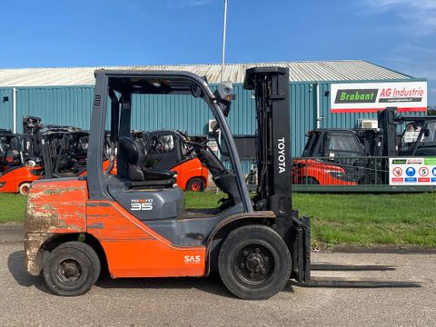 Toyota 02- 8FDF30 | Brabant AG Industrie [1]