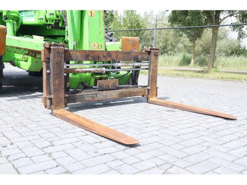 Merlo
P40.17 PLUS | FORKS | JIB | BUCKET | Hulleman Trucks [11]