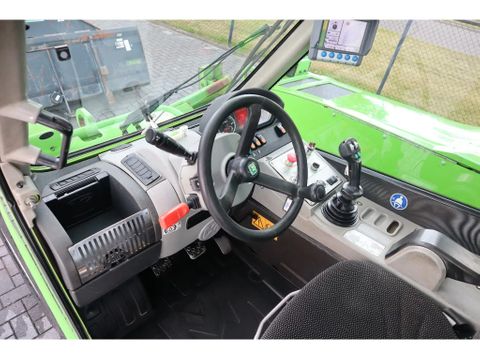 Merlo
P40.17 PLUS | FORKS | JIB | BUCKET | Hulleman Trucks [16]