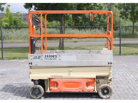 JLG
1930 ES | 7.7 METER | 230 KG | Hulleman Trucks [1]