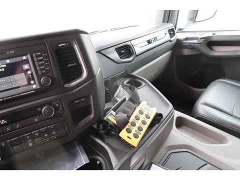 Scania G450 - Topline -Pezzaioli livestock transport. | Companjen Bedrijfswagens BV [11]