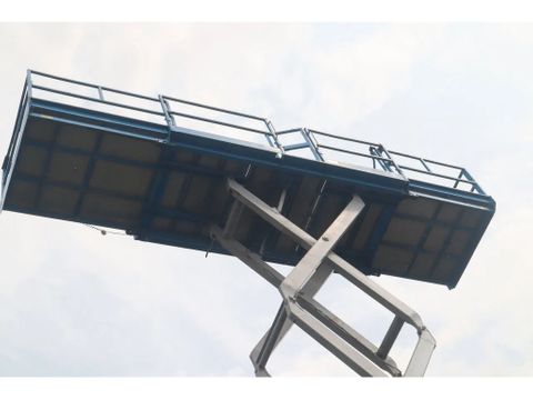 Genie
GS-4390 RT | 15 METER | 680 KG | Hulleman Trucks [12]